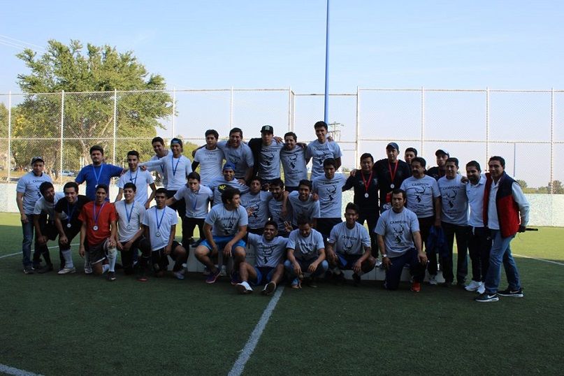 Se jugaron los partidos finales correspondientes a la disciplina del futbol con bardas en las ramas femenil y varonil