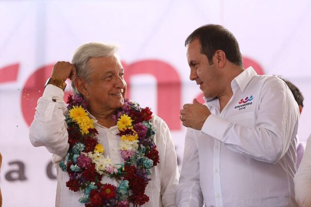 Andrés Manuel López Obrador, candidato a la presidencia de la República por tercera ocasión, confirmó que el alcalde de Cuernavaca y ex seleccionado nacional Cuauhtémoc Blanco era el ganador de la encuesta