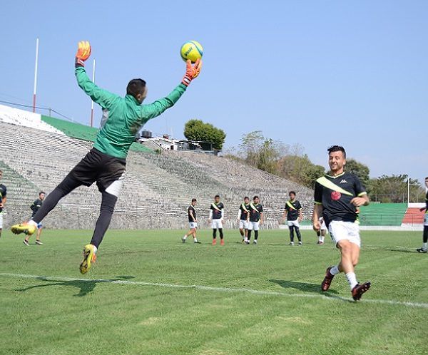 Cañeros del Club Atlético Zacatepec buscarán su calificación a Octavos de Final de la Copa MX, cuando esta noche en punto de las 19:00 horas enfrenten a Murciélagos FC en el Estadio “Centenario”, en Los Mochis, Sinaloa