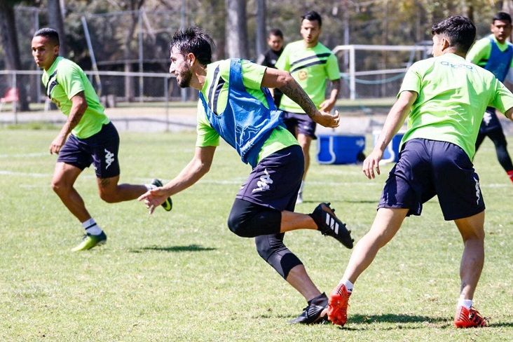 Con la firme convicción de continuar con la racha positiva, el Club Atlético Zacatepec desde el miércoles por la tarde retomó sus entrenamientos, por única ocasión en la ciudad de Guadalajara. Lo anterior por estrategia, debido a que el martes jugaron en Los Mochis, Sinaloa, y la Perla de Occidente es un paso obligado rumbo a Zacatecas