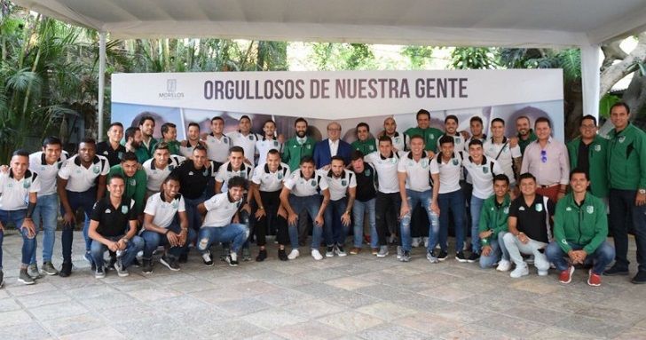 Recibió la playera del Club, de manos de Michel Richaud, director deportivo del Club, quien hizo énfasis en todo el esfuerzo que se realizó desde el Gobierno del Estado para aterrizar el proyecto Club Atlético Zacatepec