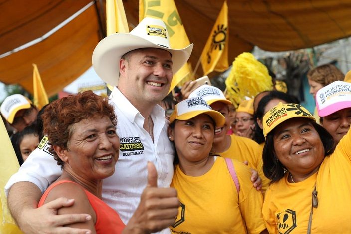 Así lo ha hecho manifiestó el candidato a la gubernatura por los partidos de la Revolución Democrática y Social Demócrata, quien además ha dado a conocer propuestas para garantizar la seguridad, impulsar el desarrollo económico y para la atención de grupos vulnerables