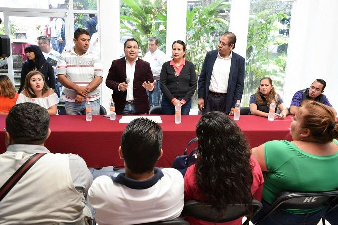 Al encuentro, que se realizó en las instalaciones de Casa Cataluña, asistieron también los diputados Marcos Zapotitla Becerro, integrante del Grupo Parlamentario de MORENA; Cristina Xochiquetzal Sánchez Ayala, coordinadora de la Fracción Parlamentaria del Partido Humanista (PH) y Dalila Morales Sandoval, coordinadora de la Fracción Parlamentaria del PAN