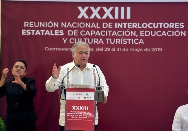 El funcionario federal inauguró esta mañana la XXXIII Reunión Nacional de Interlocutores Estatales de Capacitación, Educación y Cultura Turística. Actualmente, hay 120 mil estudiantes que cursan algún programa de formación en Turismo