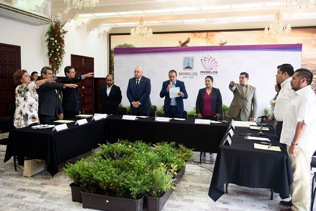 “Unidos por Morelos” fue creado por decreto en octubre de 2017, con el objetivo de implementar las acciones necesarias para la reconstrucción de las zonas afectadas por el citado sismo, sobre todo en los municipios de Jojutla, Tlaquiltenango, Yautepec, Jonacatepec, Tepalcingo, Tlayacapan, Cuautla y Cuernavaca