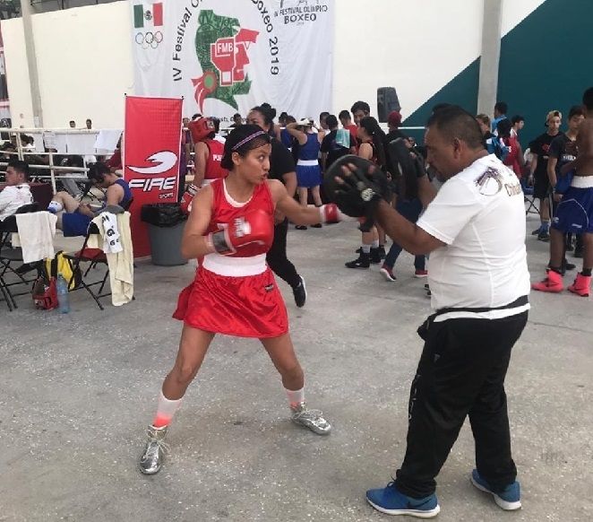 Ahora suma una estrella más en su loable labor, se trata de la jovencita morelense Ana Luisa Guerrero, quien integra el Seleccionado Mexicano que ya se encuentra en Guatemala para su participación en la VII Copa “Lic. Carlos Velázquez 2019", que concluirá el próximo 22 del presente mes