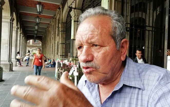 José Salgado Patiño, presidente vitalicio de la Cámara Nacional del Comercio en Pequeño (CANACOPE), aclaró que el sector empresarial no está pidiendo que se prohíban las marchas y la libre manifestación, sino que se regule este derecho, para no obstruir las vías de comunicación (calles y avenidas) ni afectar los derechos de los ciudadanos